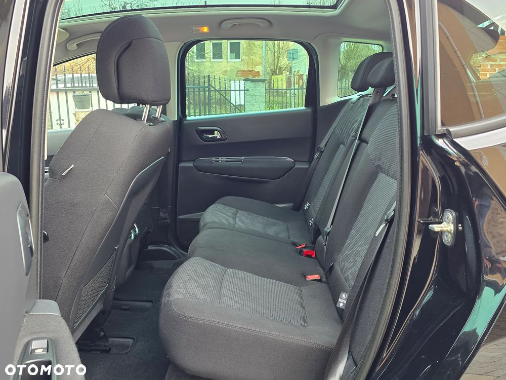 Peugeot 3008 1.6 Allure - 21