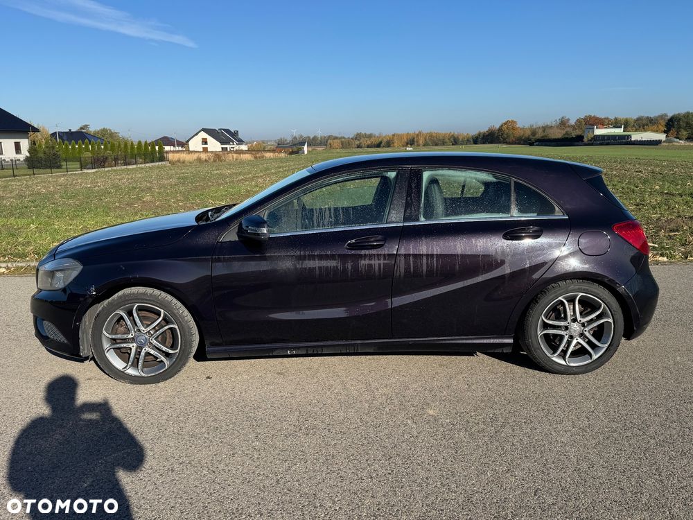 Mercedes-Benz A 2015 photo 3