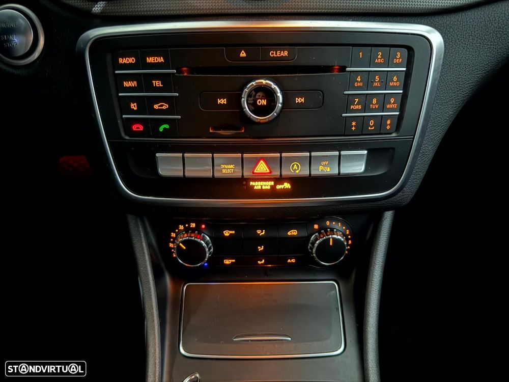 Mercedes-Benz CLA 180 d Shooting Brake Urban Aut. - 11