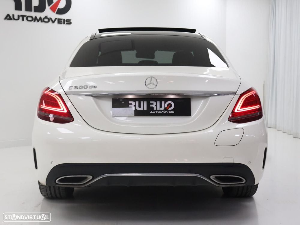 Mercedes-Benz C 300 de AMG Line - 33