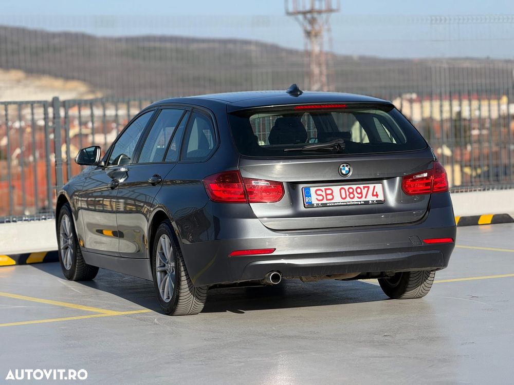 BMW Seria 3 318d Blue Performance Luxury Line - 4