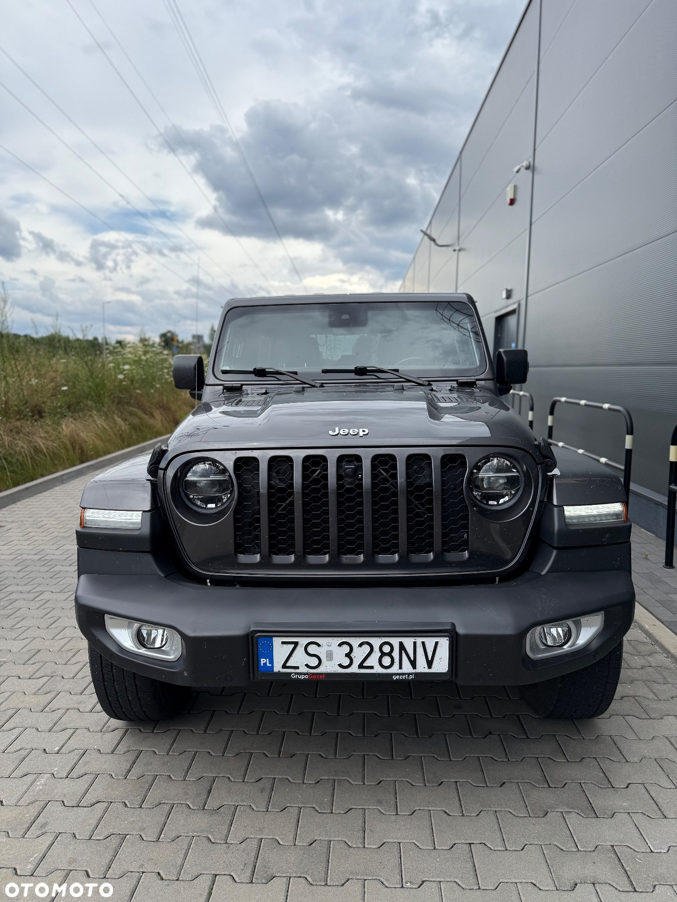 Jeep Wrangler Unlimited GME 2.0 Turbo Sahara - 2