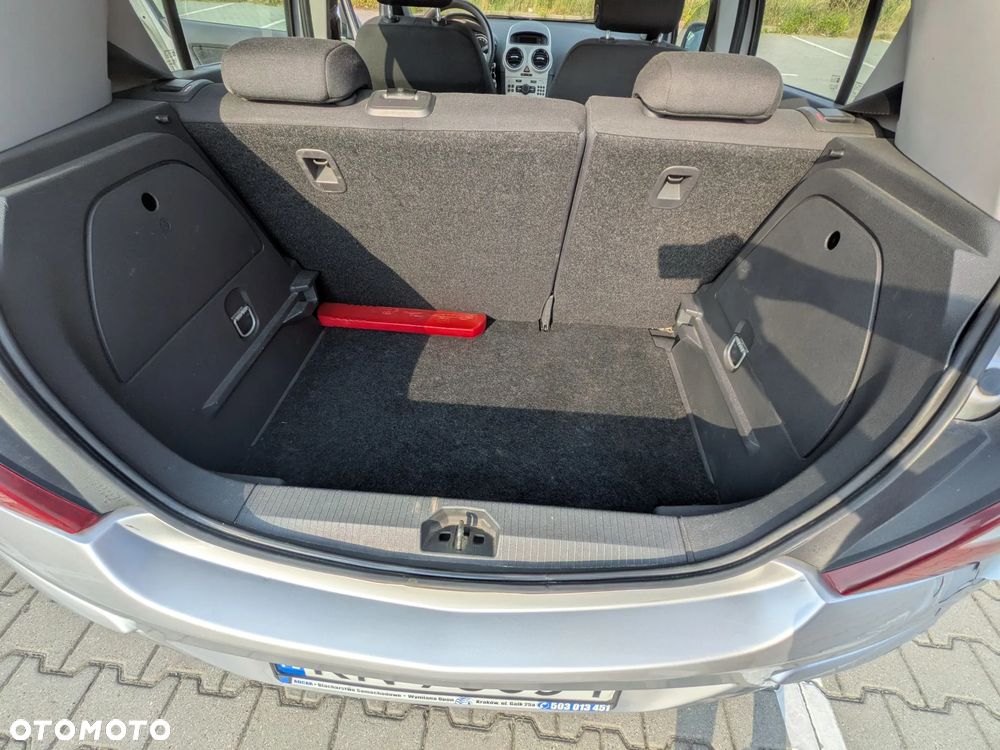 Opel Corsa - 32