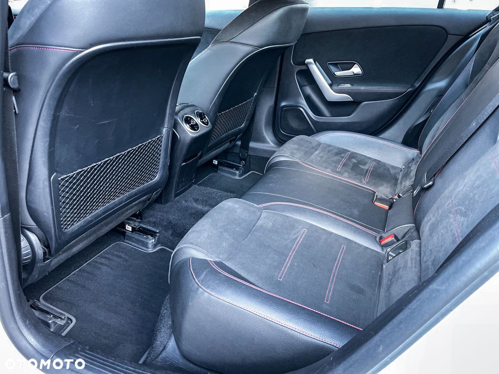 Mercedes-Benz Klasa A 180 7G-DCT AMG Line - 11
