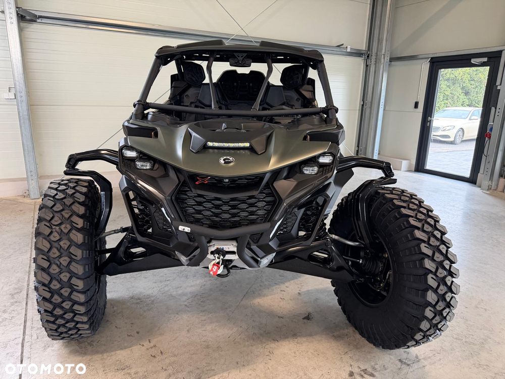 Can-Am Maverick - 7