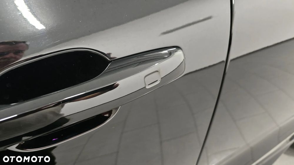 Volvo XC 60 B4 D Ultimate Dark - 13