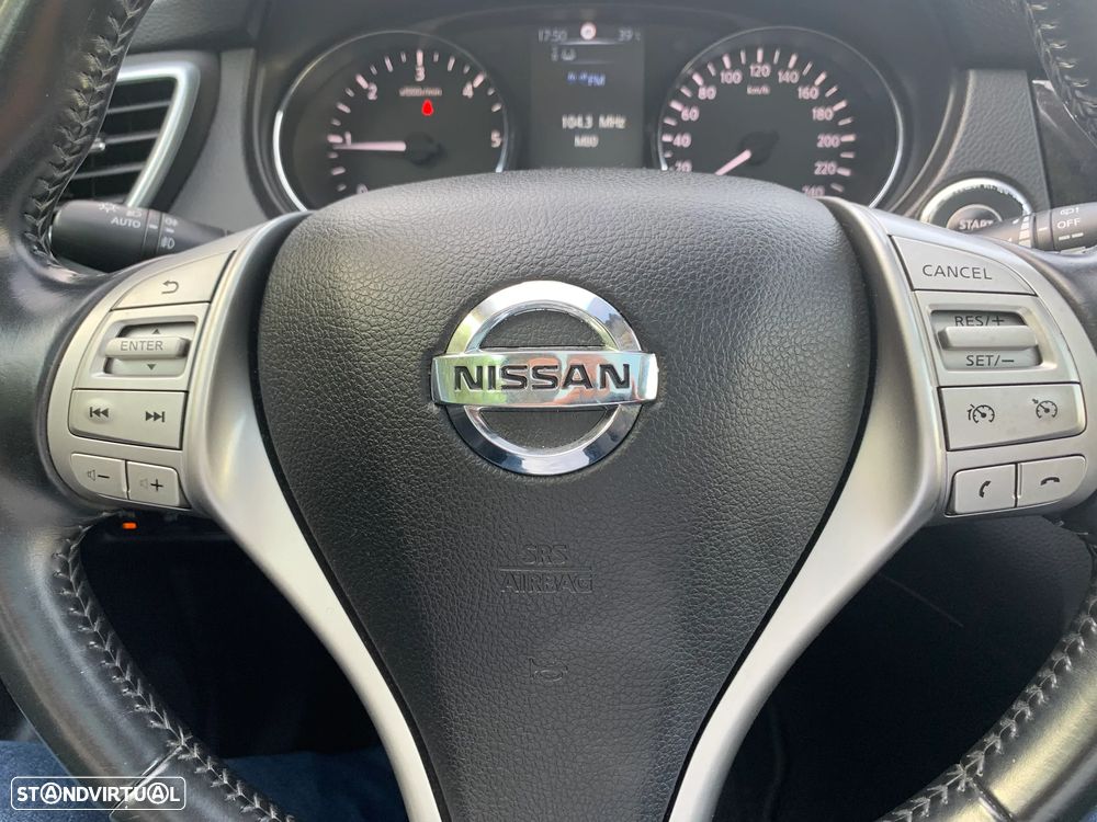 Nissan Qashqai 1.6 dCi N-Connecta PS - 10