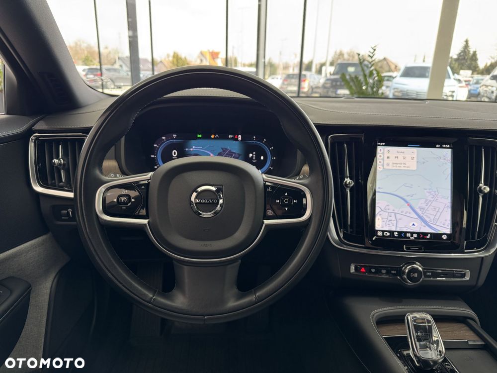 Volvo V90 - 16