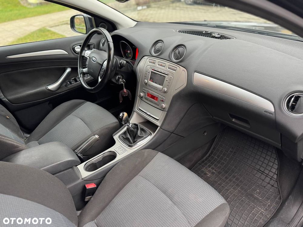 Ford Mondeo 2.0 TDCi Titanium - 19