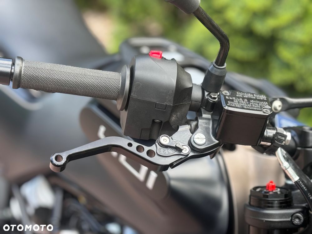 Husqvarna Svartpilen - 26