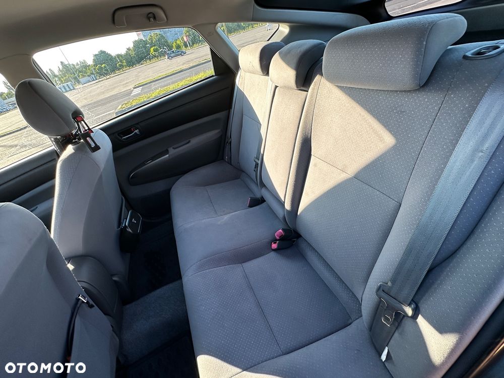 Toyota Prius - 17