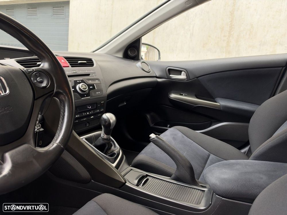 Honda Civic 1.6 i-DTEC Comfort - 11