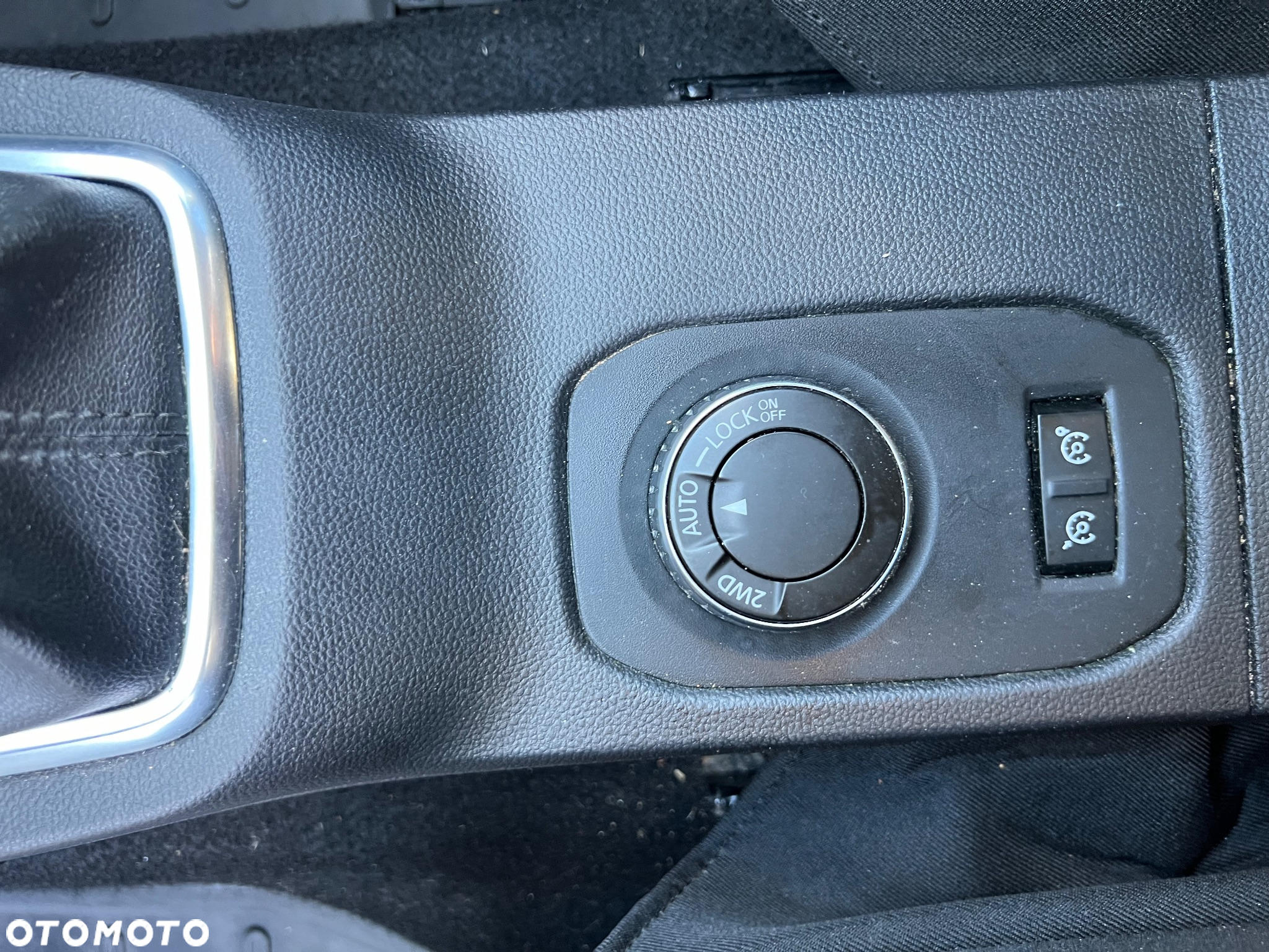 Dacia Duster 1.2 TCe Prestige 4WD - 27