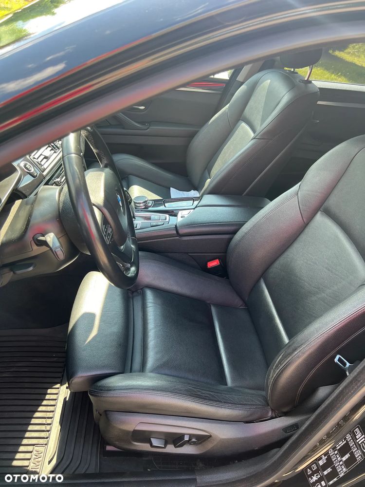 BMW Seria 5 525d xDrive Sport-Aut - 7