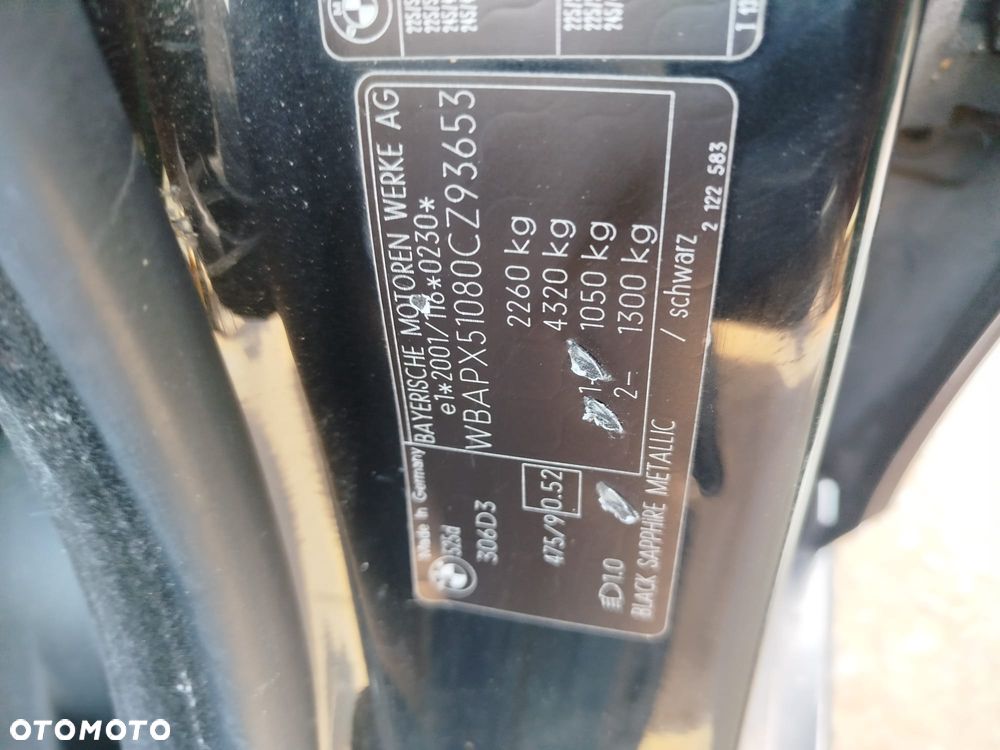 BMW E 61 na części. - 8