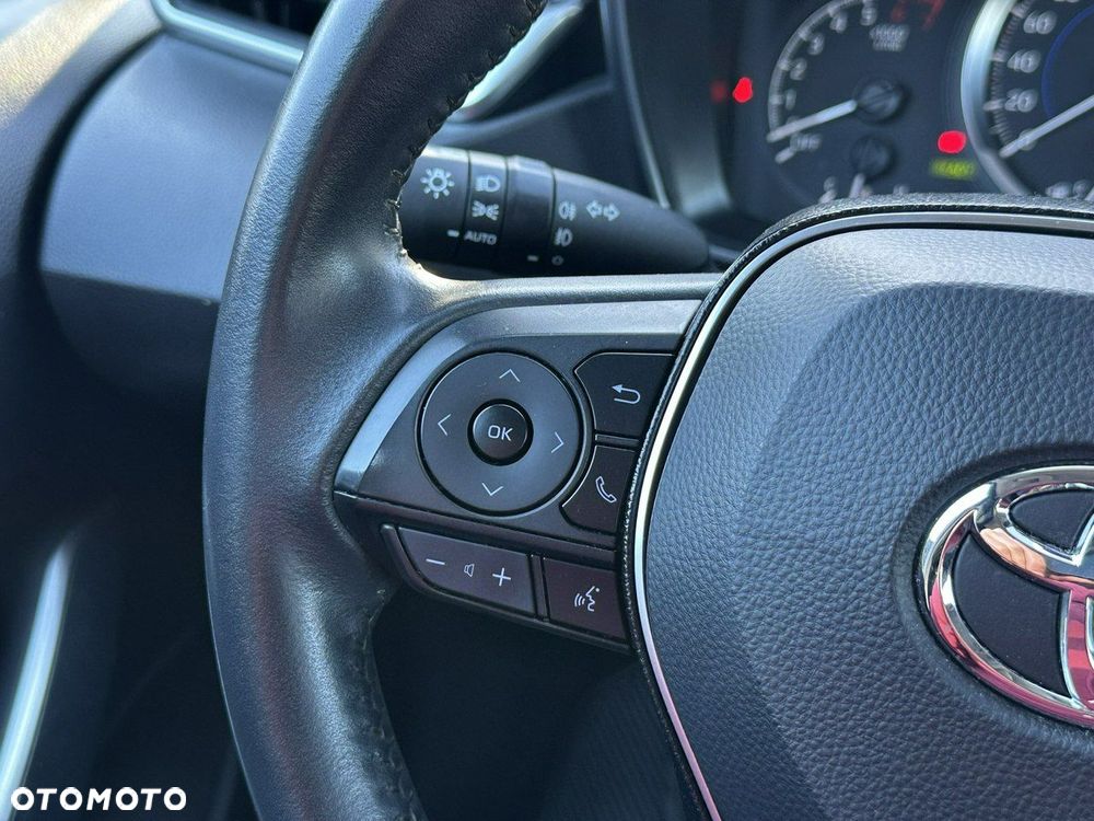 Toyota Corolla - 30
