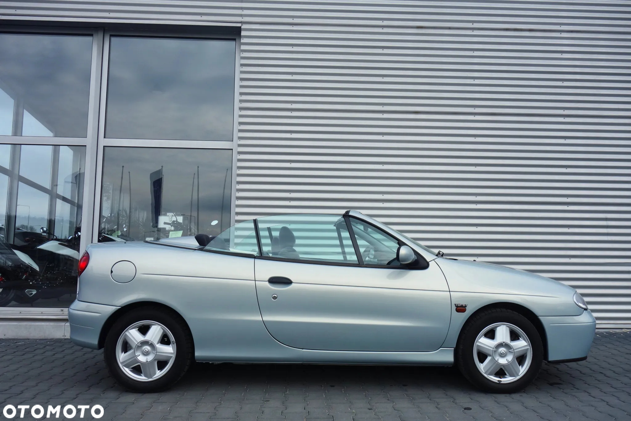 Renault Megane Cabrio 1.6 - 8