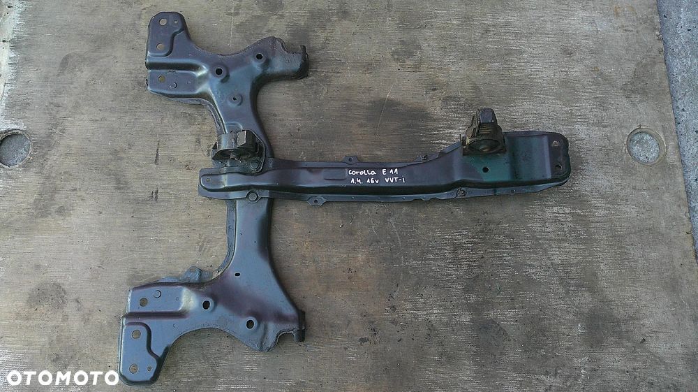 TOYOTA COROLLA E11 KOŁYSKA BELKA