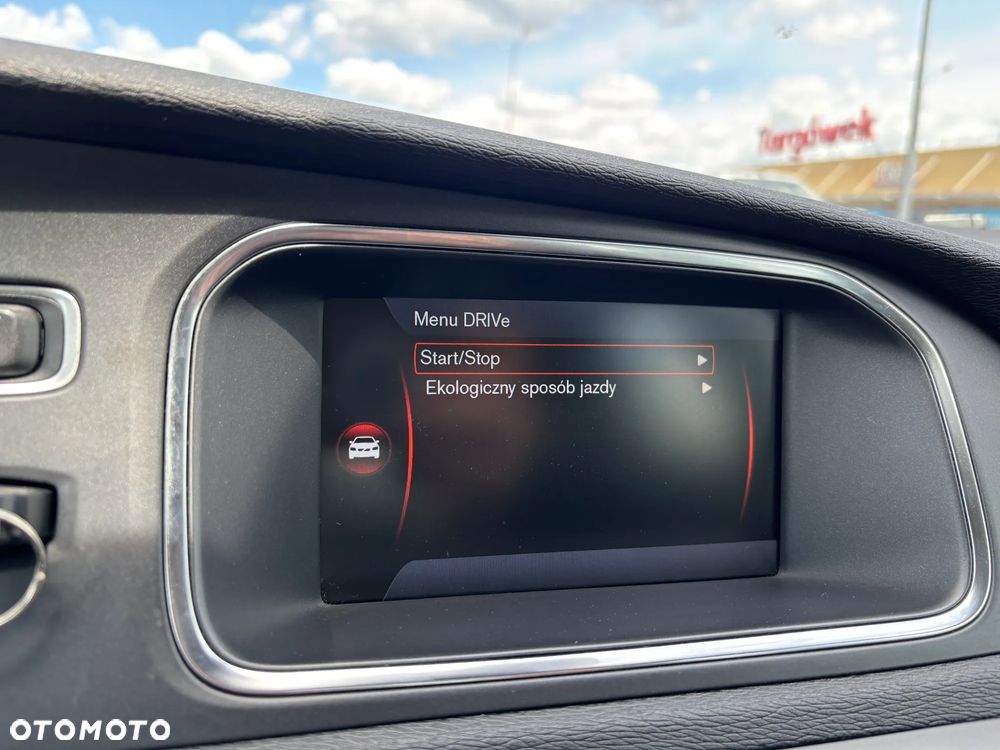 Volvo V40 D2 Kinetic - 31