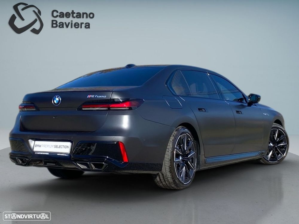 BMW 760 M760e xDrive - 2