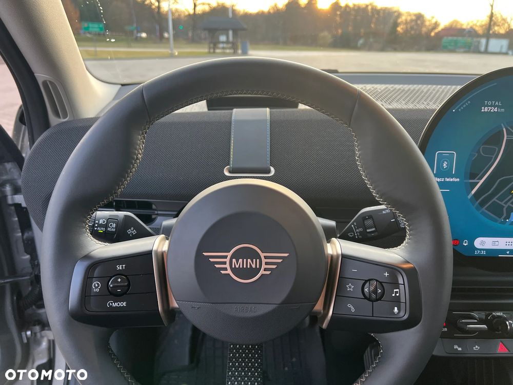 MINI Aceman - 8
