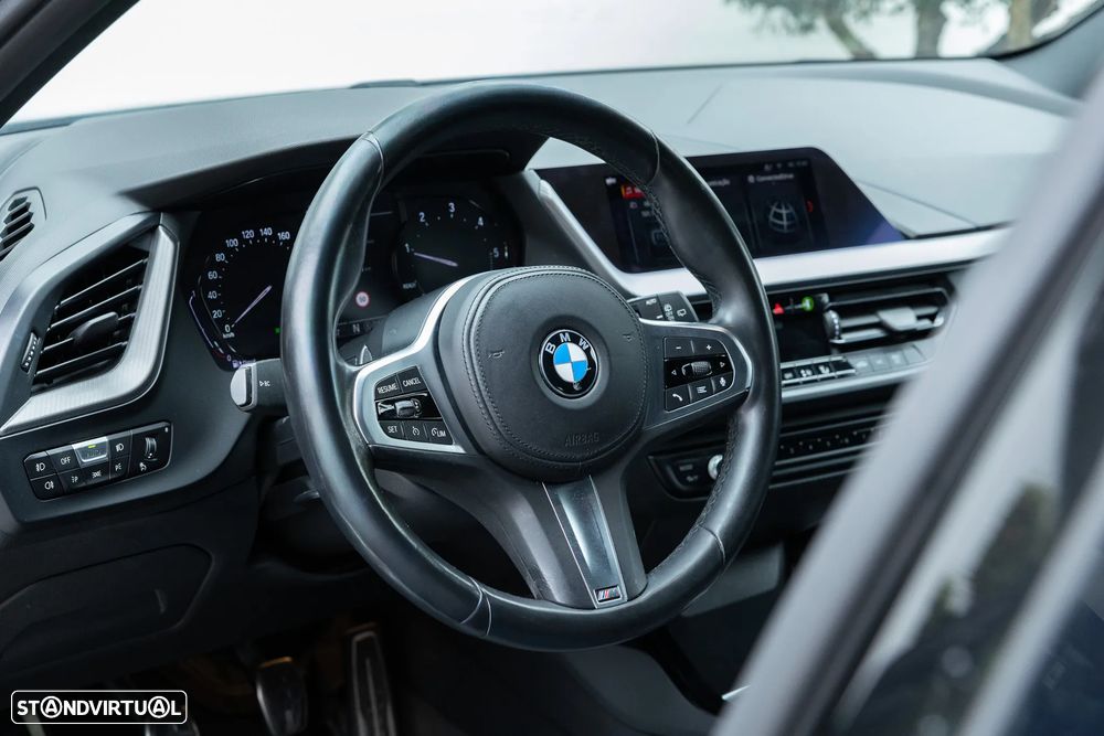 BMW 116 d Pack Desportivo M - 14