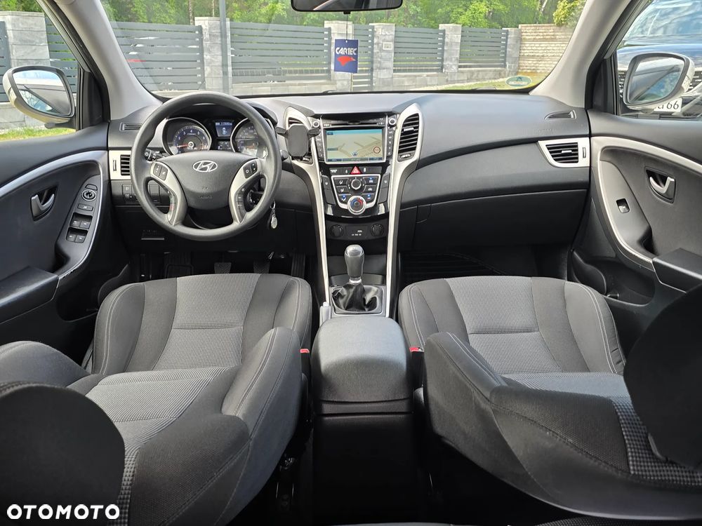Hyundai i30 1.4 Passion - 19
