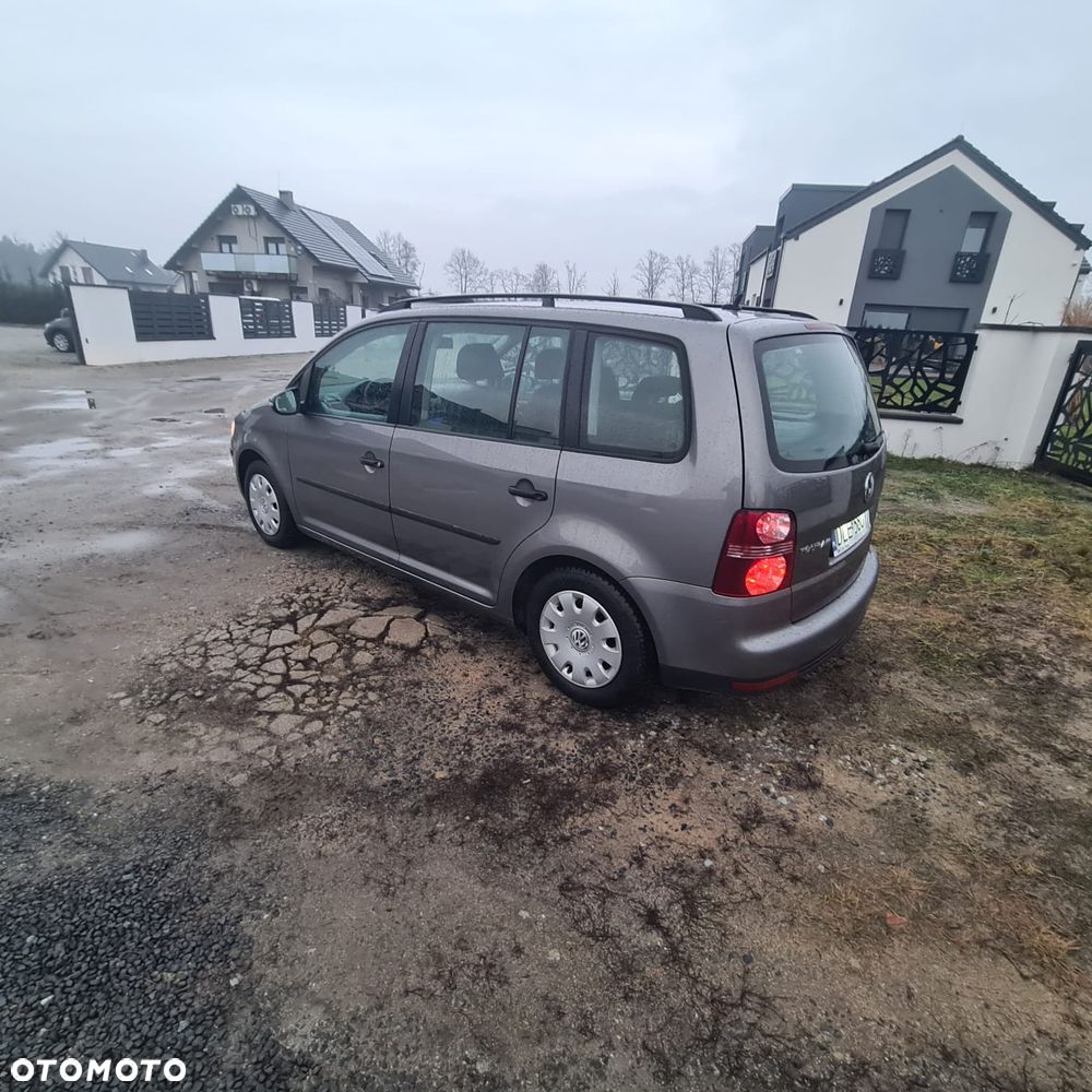 Volkswagen Touran 1.6 Freestyle - 6