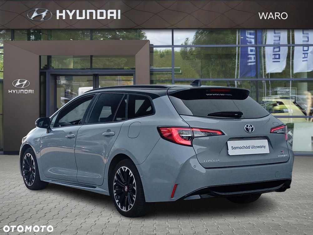 Toyota Corolla - 3