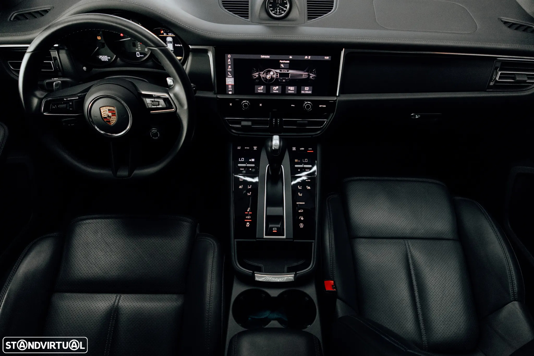 Porsche Macan T - 6