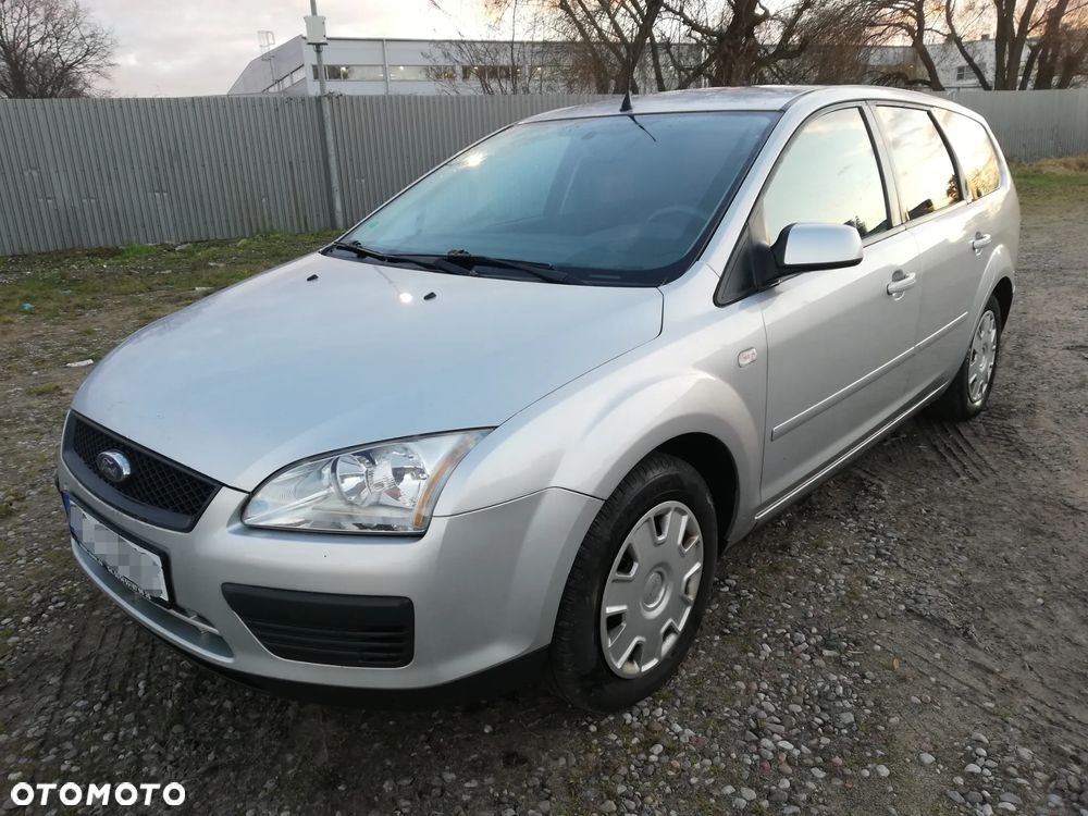 Ford Focus 1.6 TDCi DPF Ghia - 3