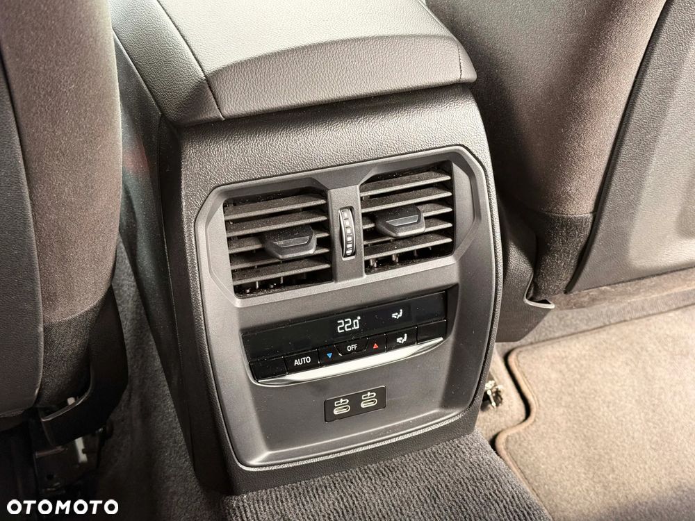 BMW Seria 4 420d xDrive M Sport sport - 32