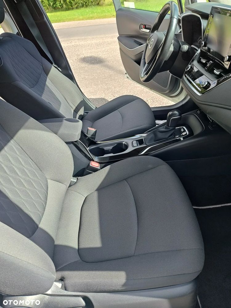 Toyota Corolla 1.8 Hybrid Comfort - 12