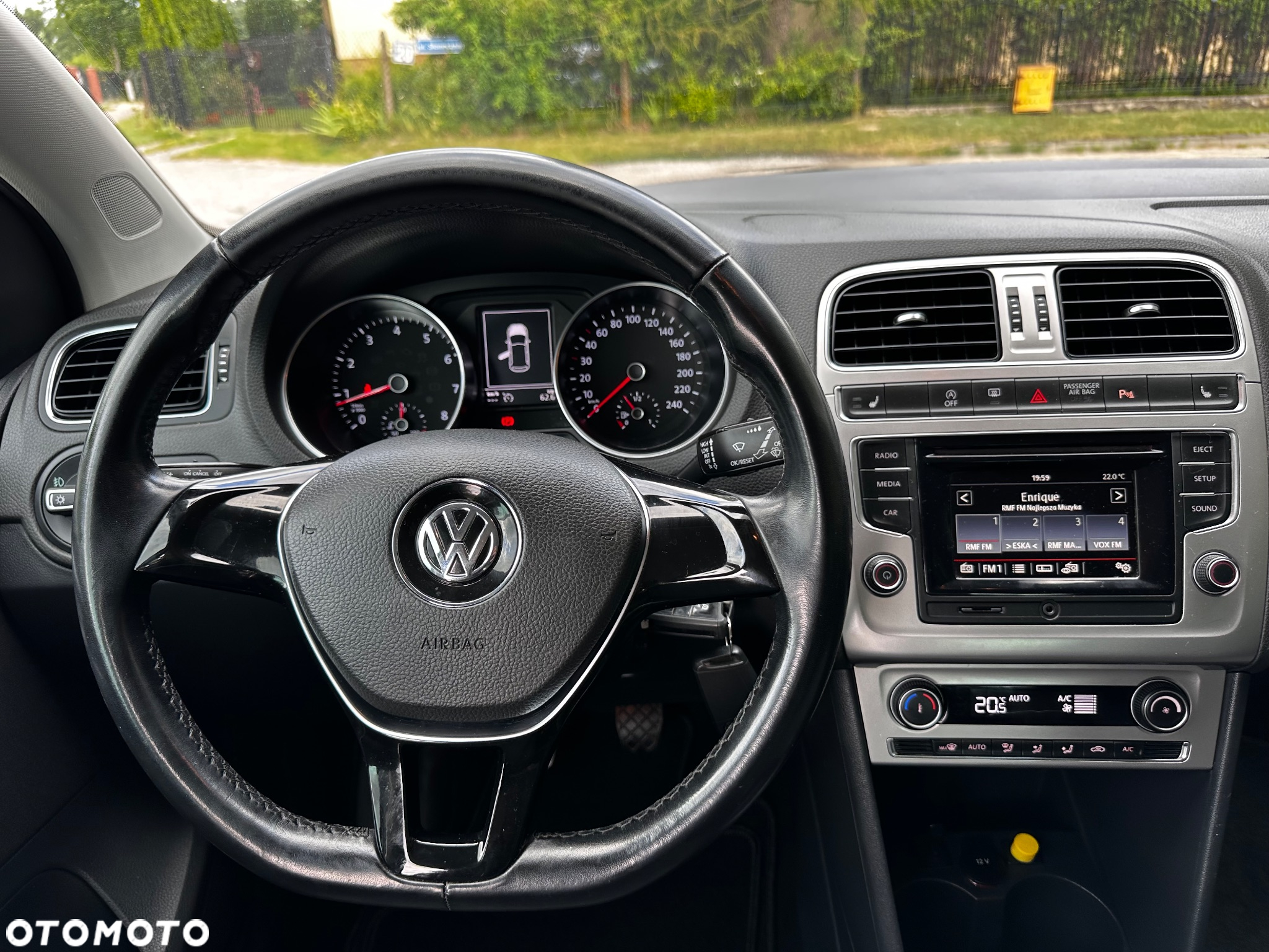 Volkswagen Polo - 32
