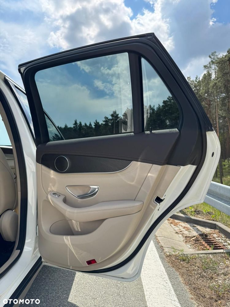 Mercedes-Benz GLC 250 4-Matic - 2