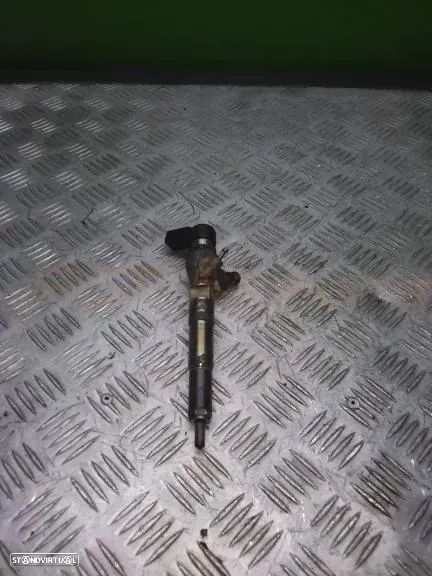 Reparação de Renault GRAND SCENIC II 1.5 DCI K9K732 - 12