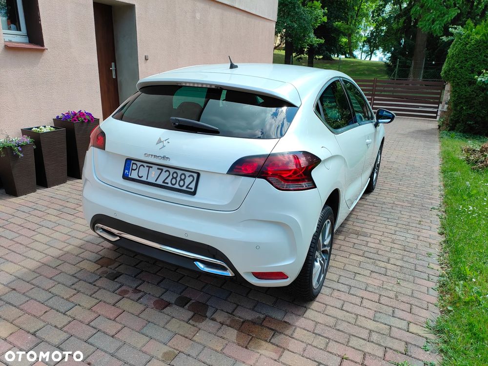 Citroën DS4 2.0 HDi SportChic - 4