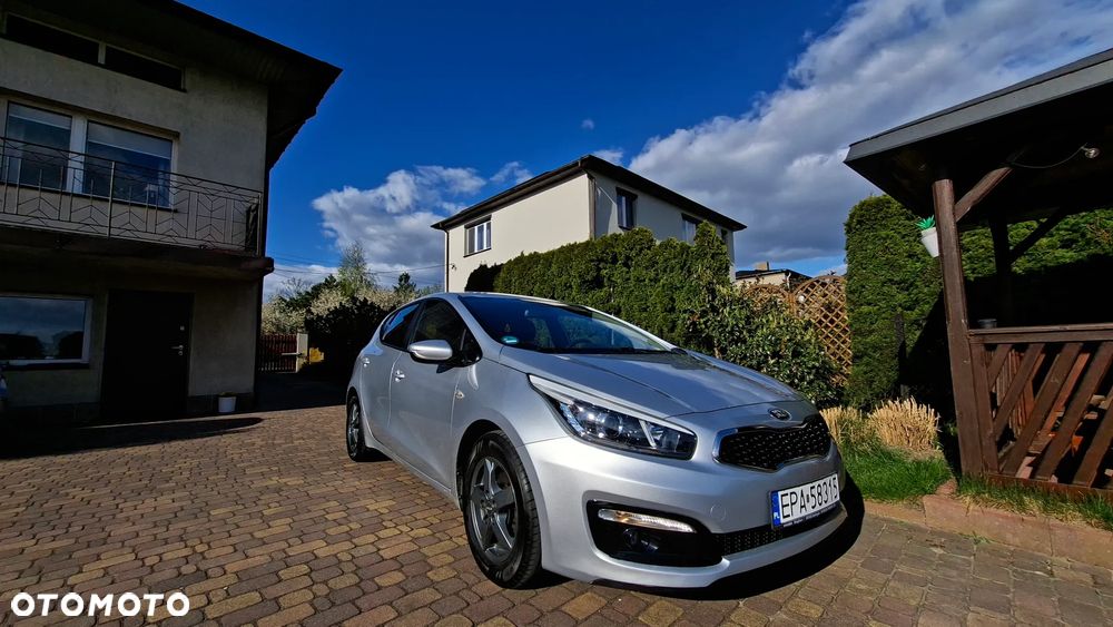 Kia Ceed 1.4 CVVT Attract - 8