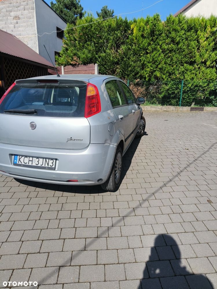 Fiat Grande Punto - 4