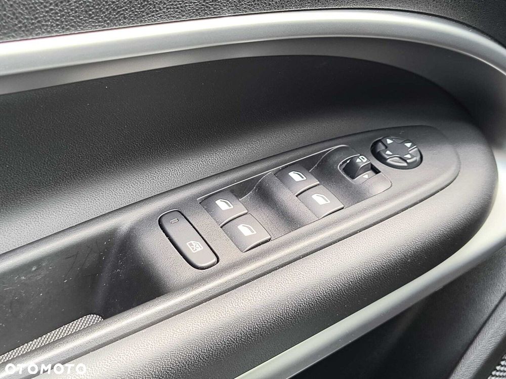 Jeep Avenger 54kWh Altitude - 14