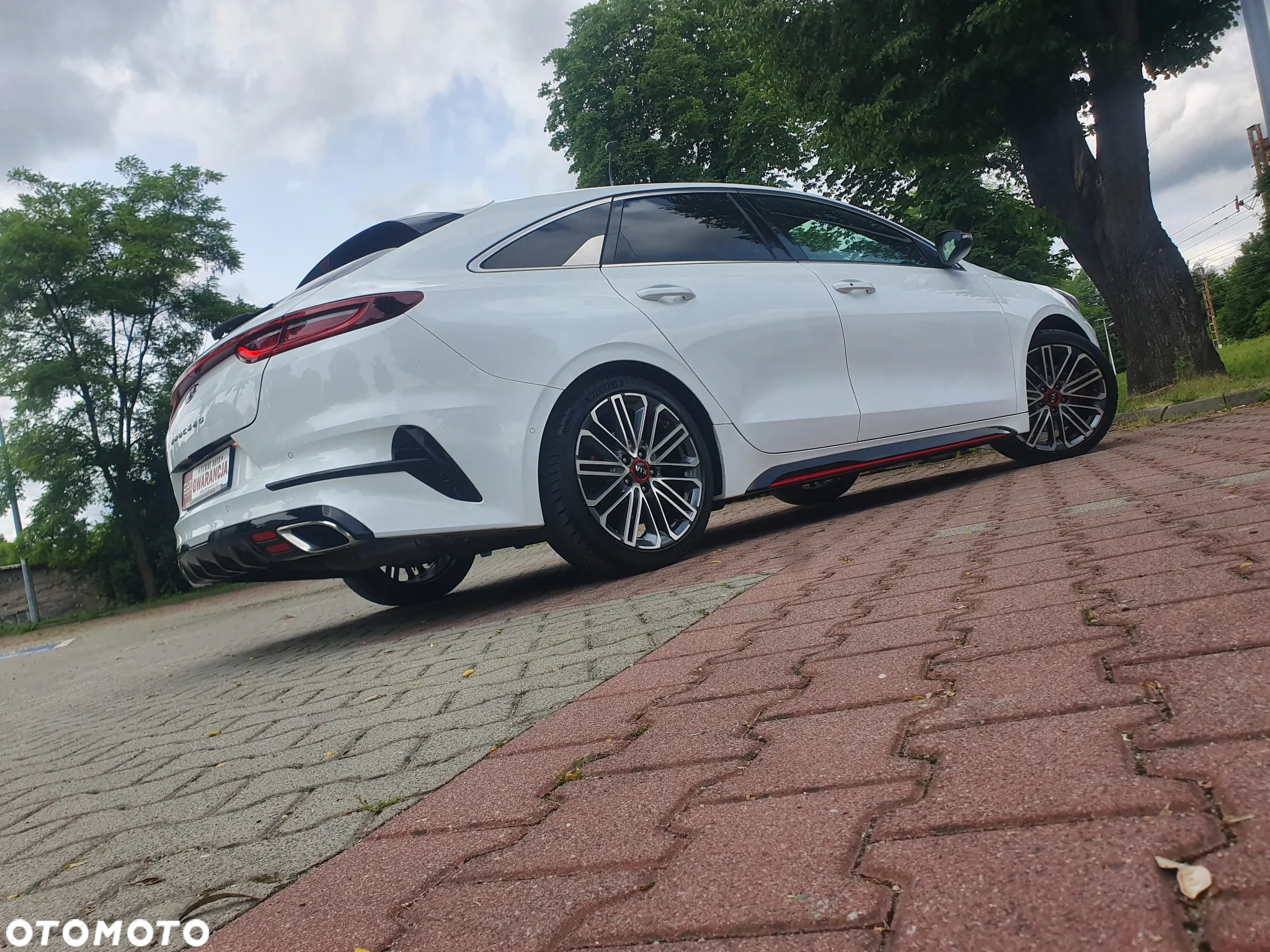 Kia ProCeed 1.6 T-GDI GT DCT - 33