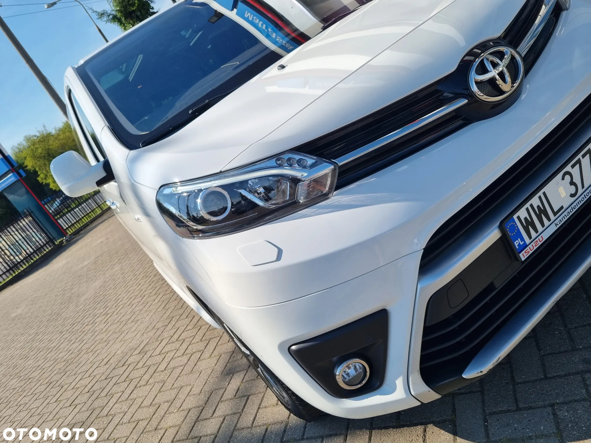 Toyota ProAce 2,0-l-D-4D L2 (7-Si.) Autm Verso Executive - 16