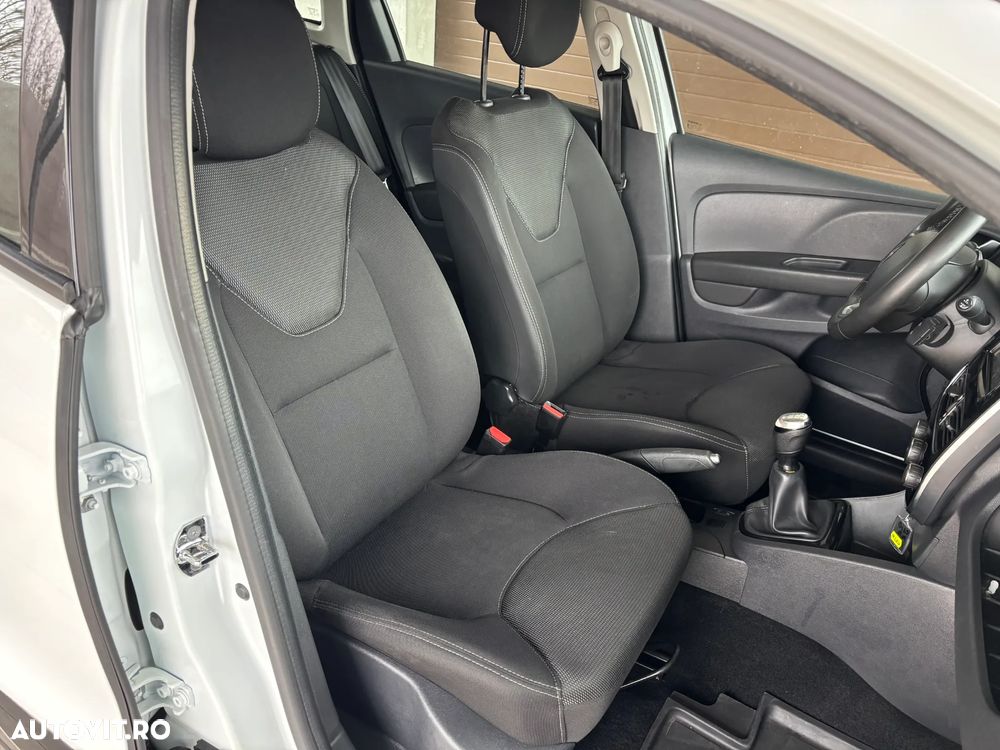 Renault Clio 0.9 TCe Life - 38