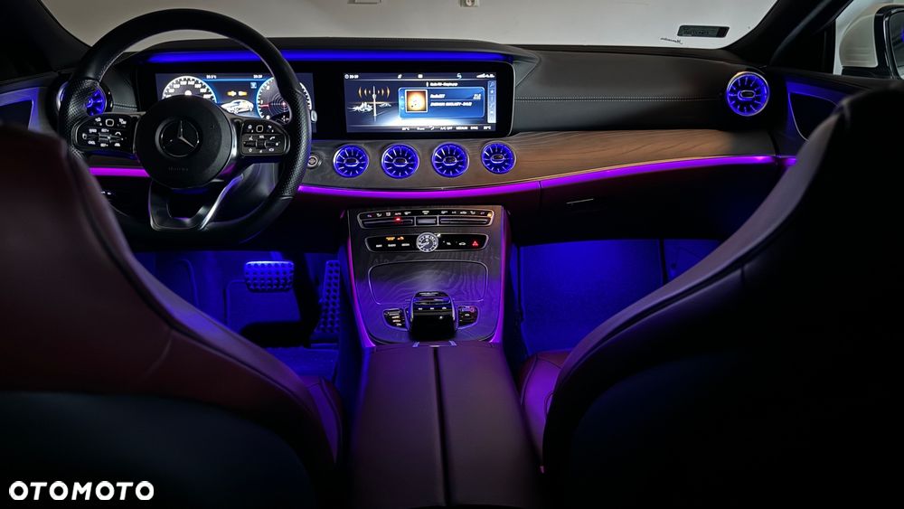 Mercedes-Benz CLS 300 d 9G-TRONIC AMG Line - 4