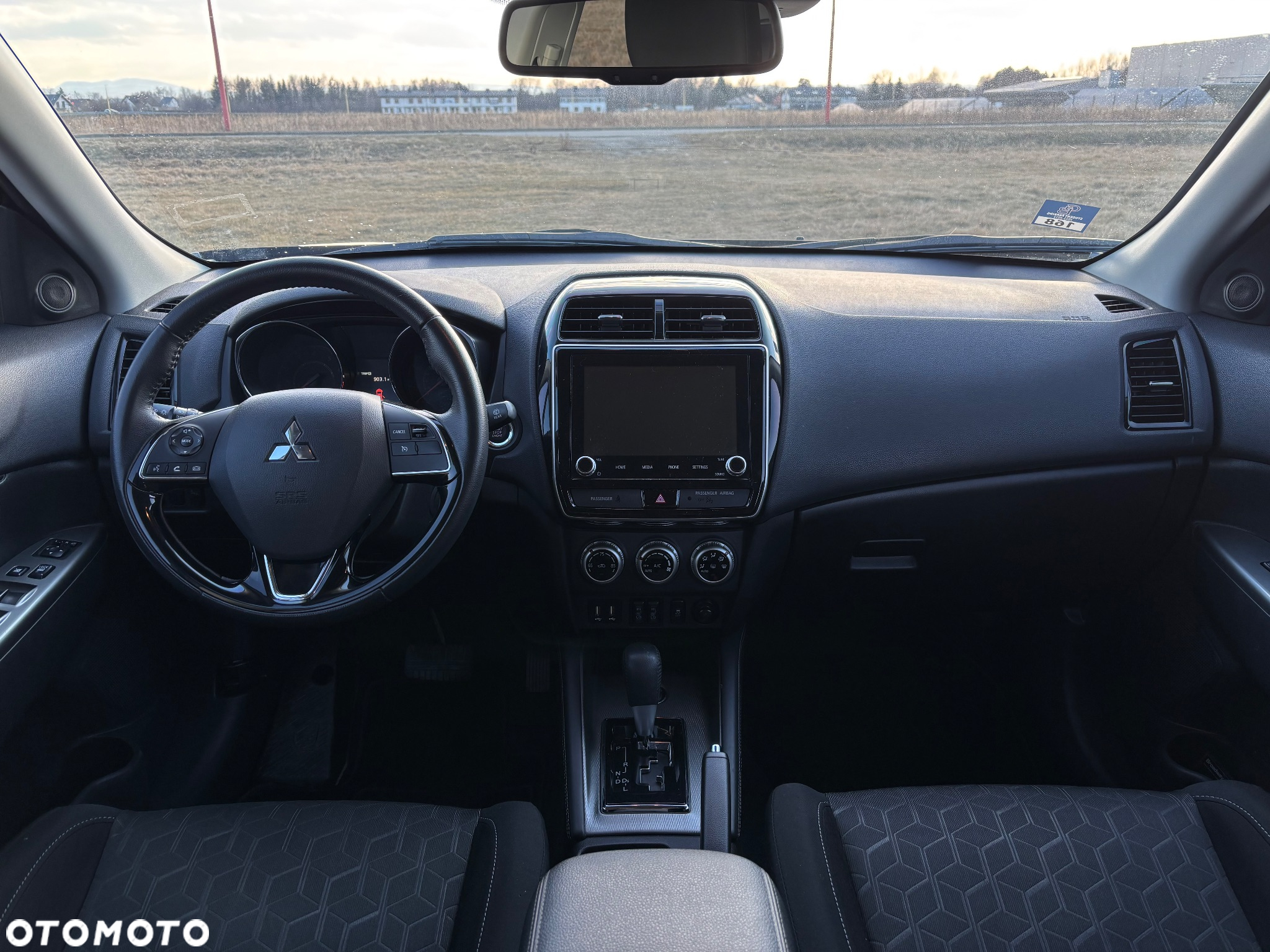 Mitsubishi ASX - 16