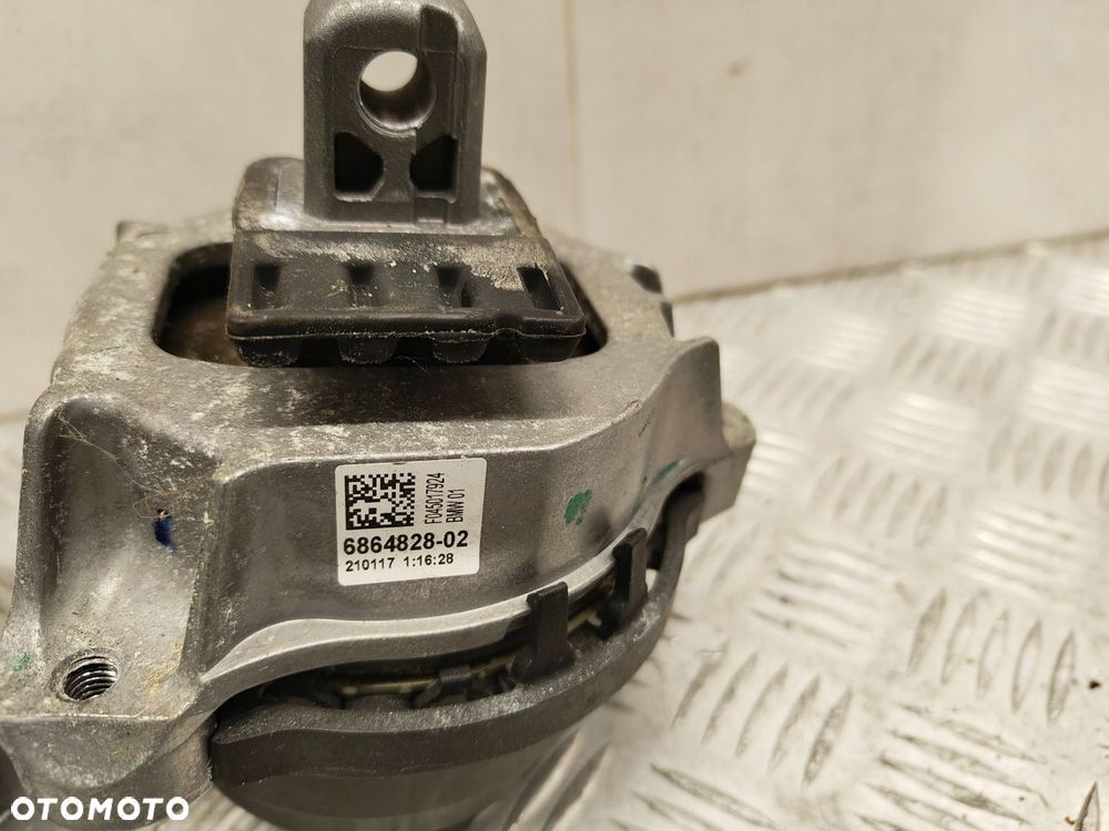 BMW 5 G30 PODUSZKA SILNIKA PRAWA LEWA 6864828 6878247 - 4