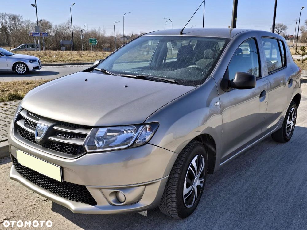 Dacia Sandero 1.2 16V 75 Live II - 35