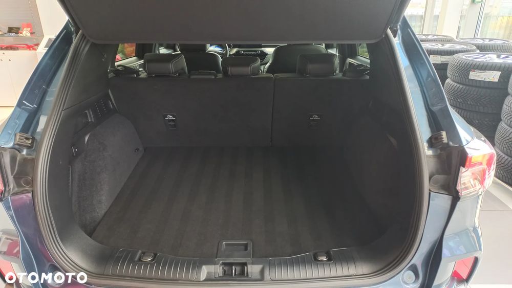 Ford Kuga 2.5 FHEV FWD Titanium X - 10