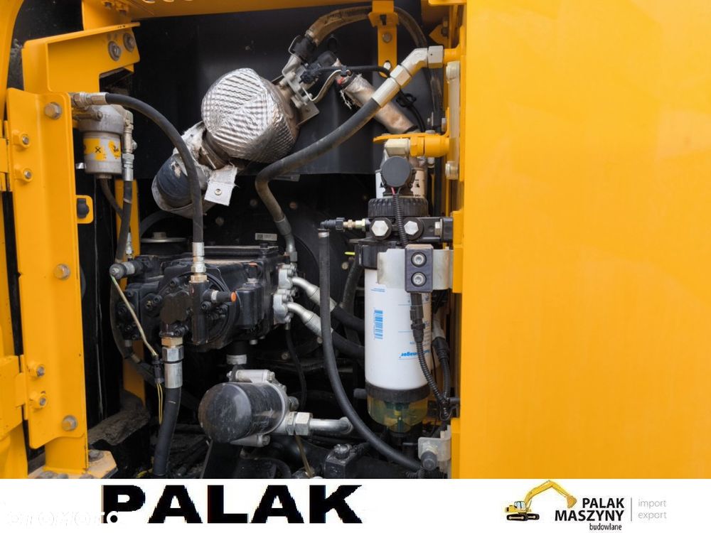 JCB Koparka gąsienicowa JCB JS 130 LC PLUS  , 2017 rok - 18