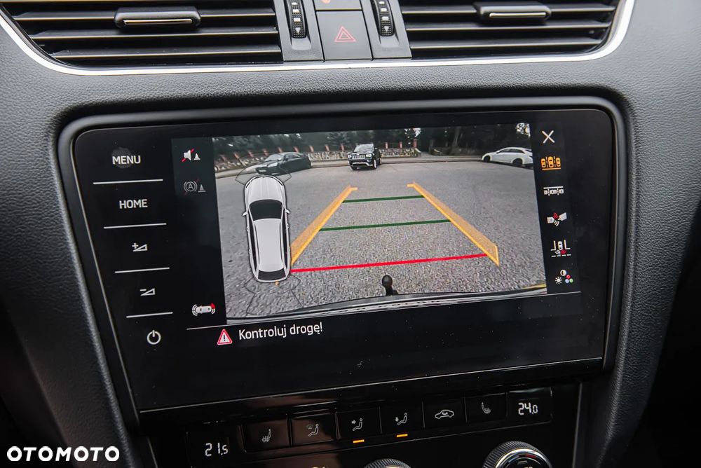 Skoda Octavia Scout 2.0 TDI 4x4 DSG - 27